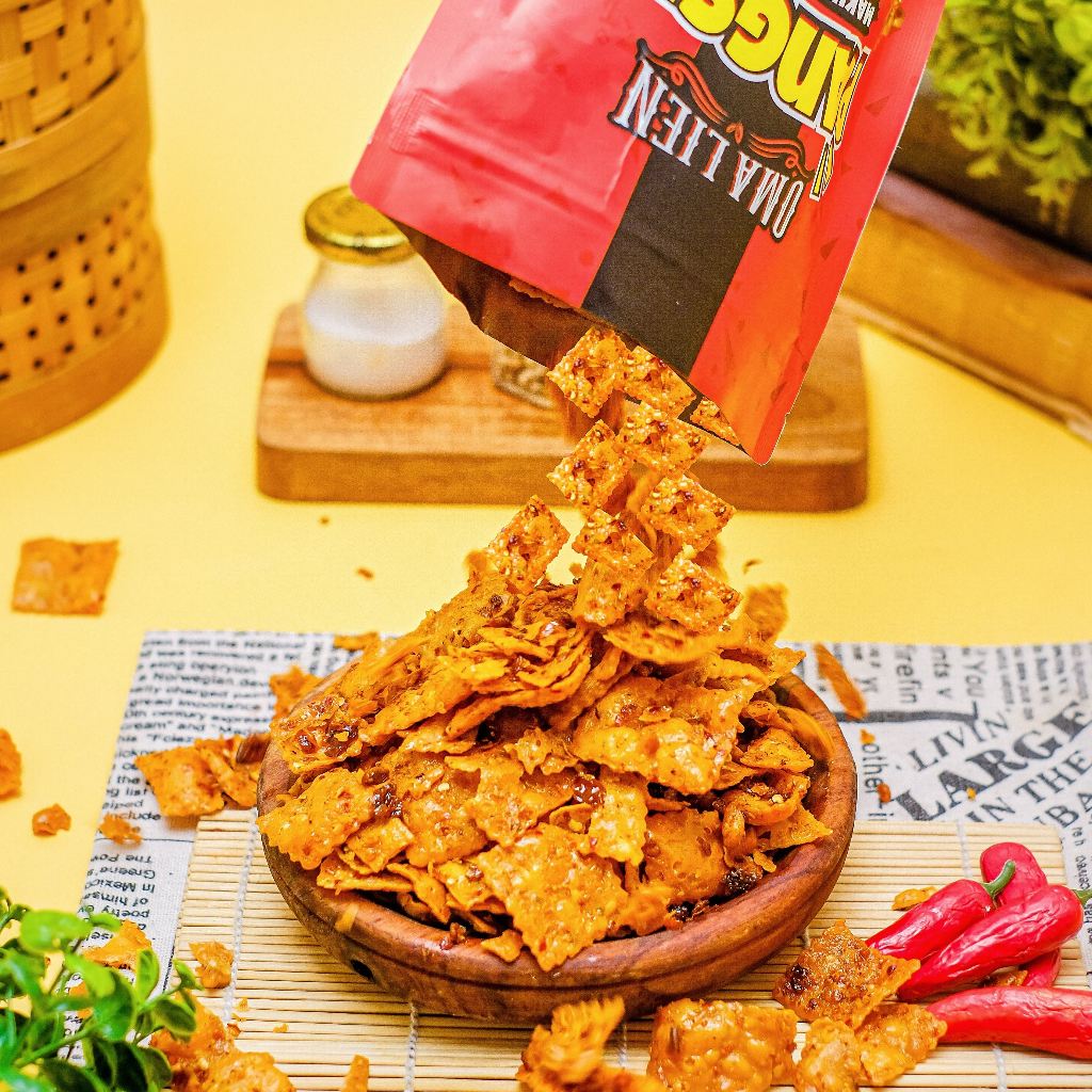 

OMALIEN [Beli 1 Gratis 1] Keripik Pangsit PEDAS CHILI OIL - Renyah dan Gurih Tanpa Bahan Pengawet
