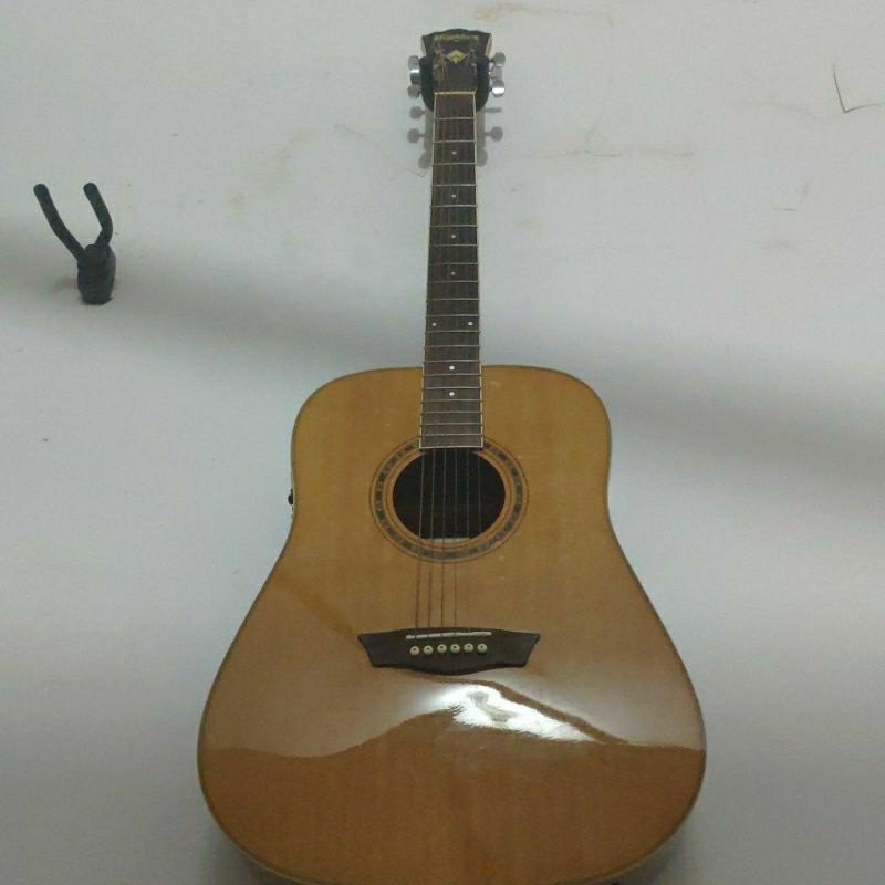 gitar akustik washburn