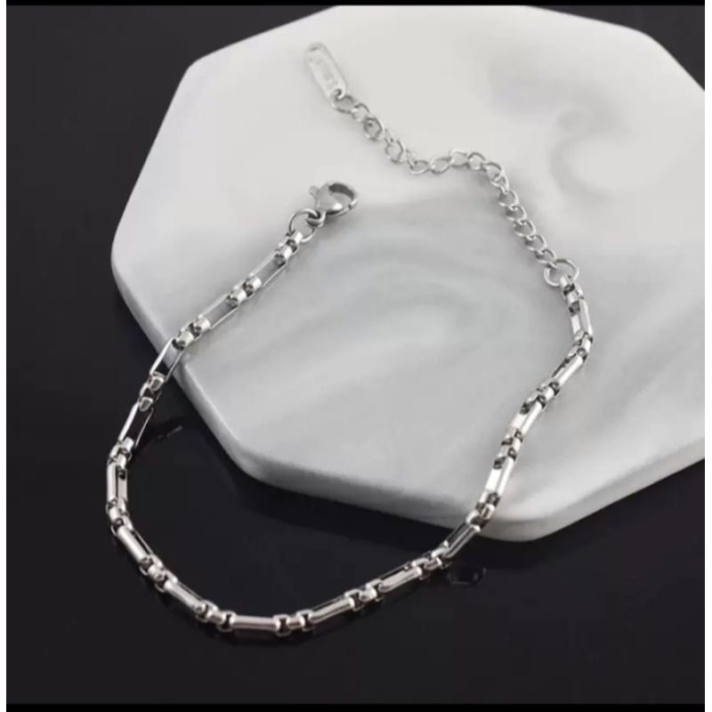 Gelang titanium unik minimalis pria wanita anti karat terbaru