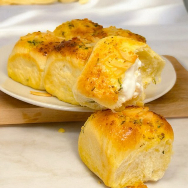 

Garlic Cheese Bread