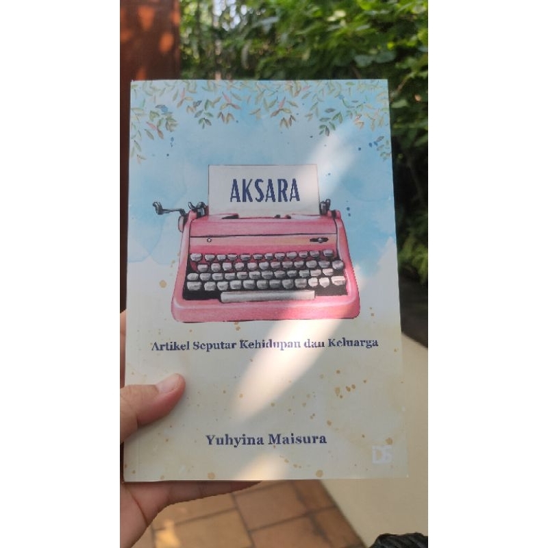 BUKU AKSARA by Sarra Risman