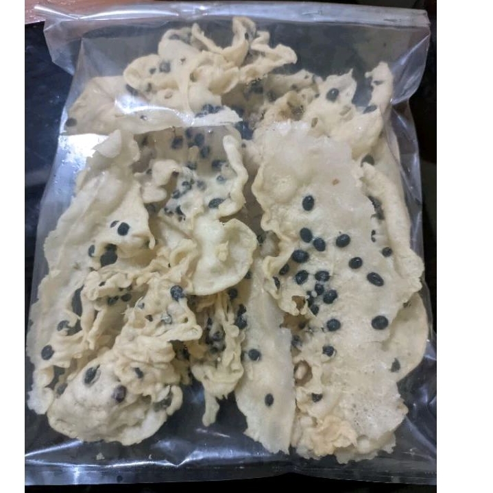 

keripik kedelai hitam