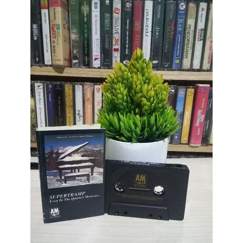 KASET SUPERTRAMP EVEN TO THE QUITEST MOMENT