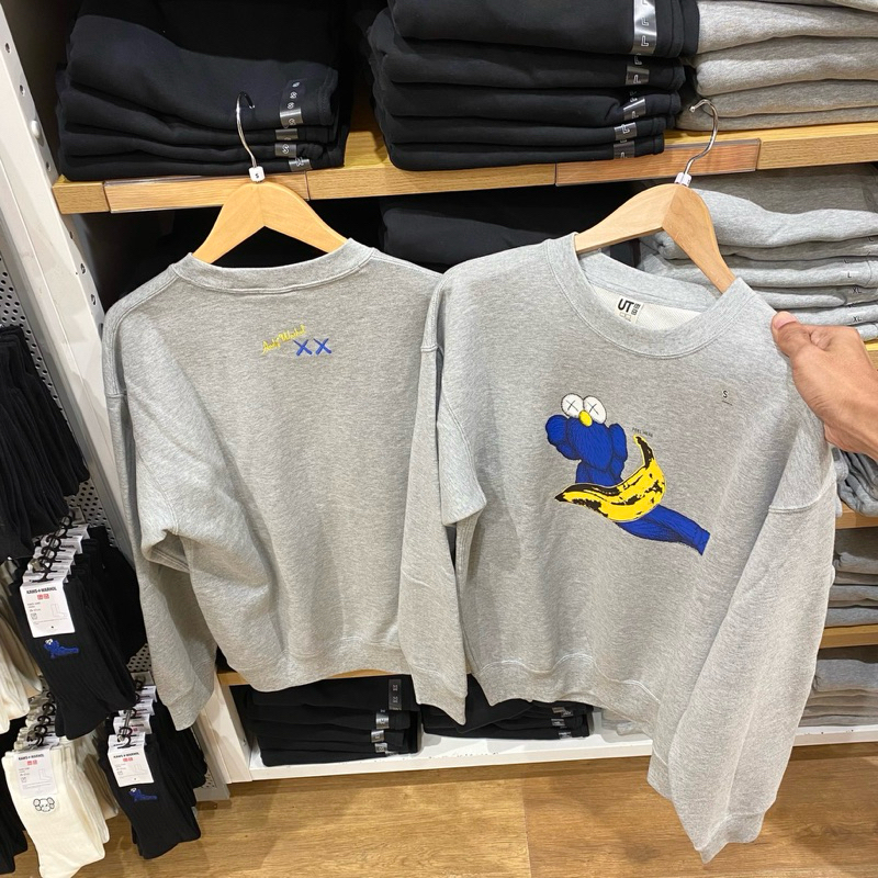 Jastip. Sweater Uniqlo x Kaws Warhol