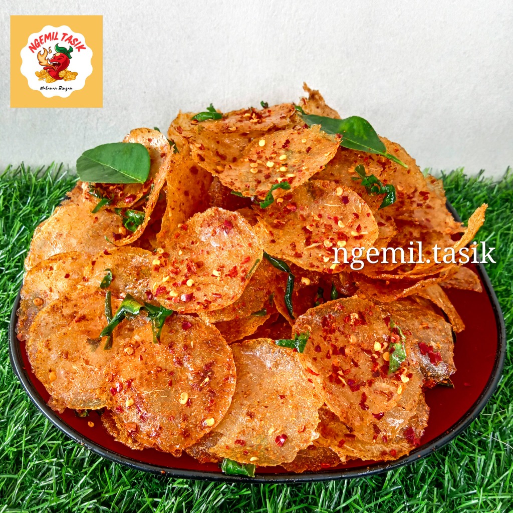 

FLASH SALE 1KG KRIPCA BULAT KERIPIK KACA DAUN JERUK ASIN PEDAS CIKRUH CAMILAN MAKANAN RINGAN PIKCA Ngemil Tasik