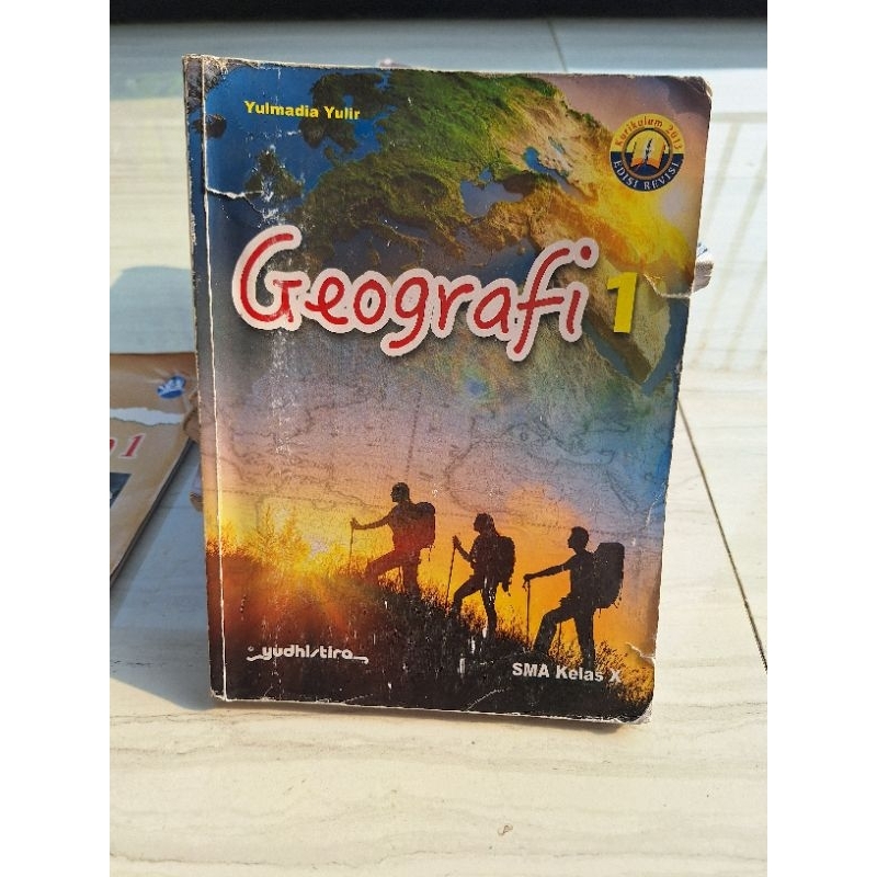 geografi kelas 10