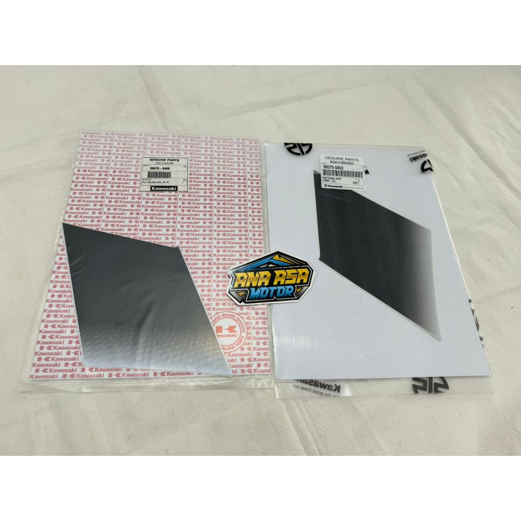 1 Set Kanan - Kiri Sticker Stiker Kawasaki Ninja RR NEW Hitam 2015 Original - 56075-0402 / -0408