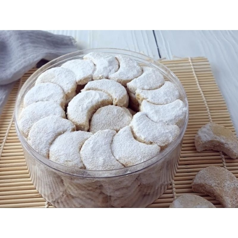 

KUE PUTRI SALJU TOPLES 500GRAM