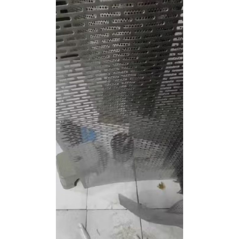 80x30 Cm Plat Besi Lubang Motif  Kapsul 5x30 mm tebal 0,8 mm