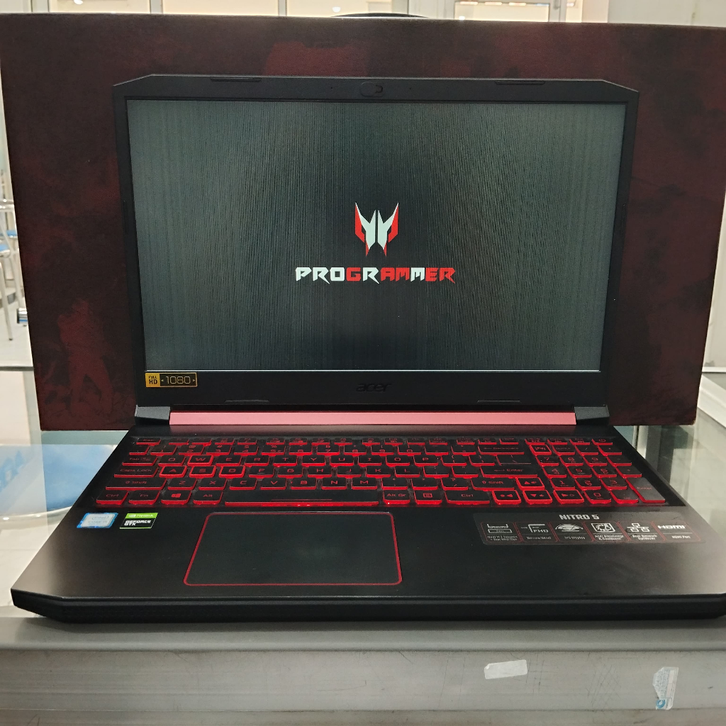 Laptop Gaming Acer Nitro 5 i5 gen 9 RAM 16GB SSD 512GB GTX 1050 3GB Mulus