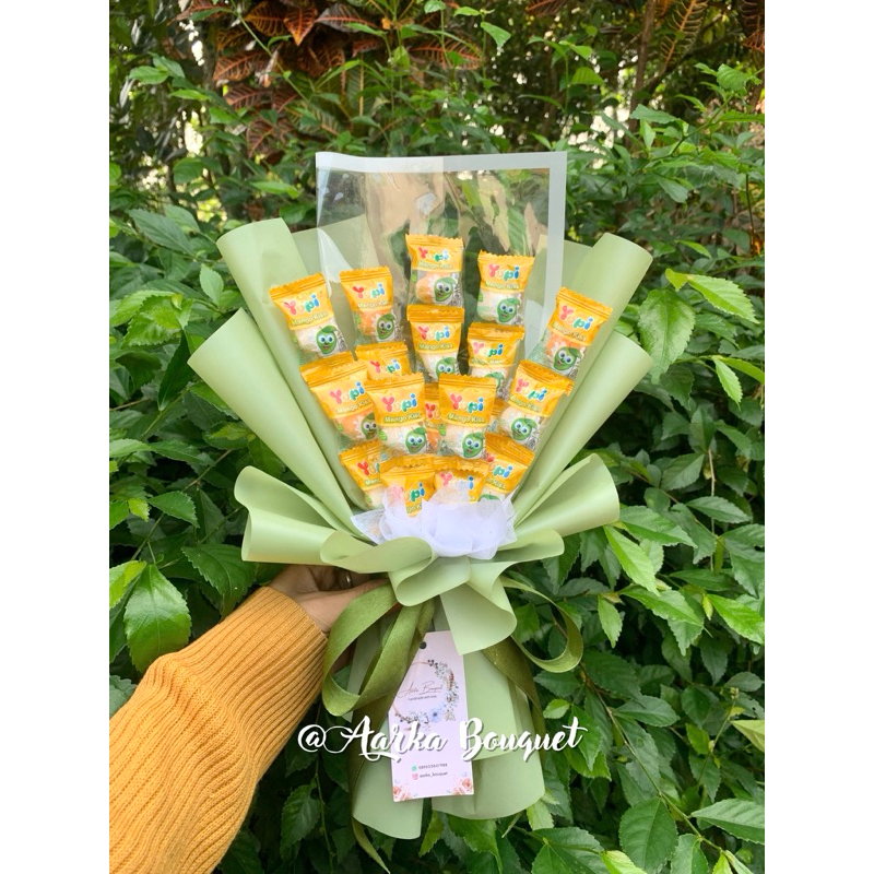 

Buket Wisuda buket ultah buket permen yupi