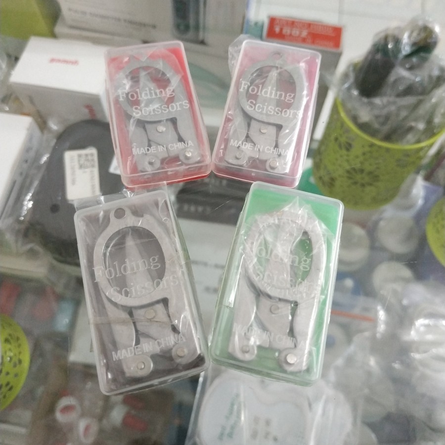 

Gunting Lipat / Gunting Minimalis / Gunting Benang