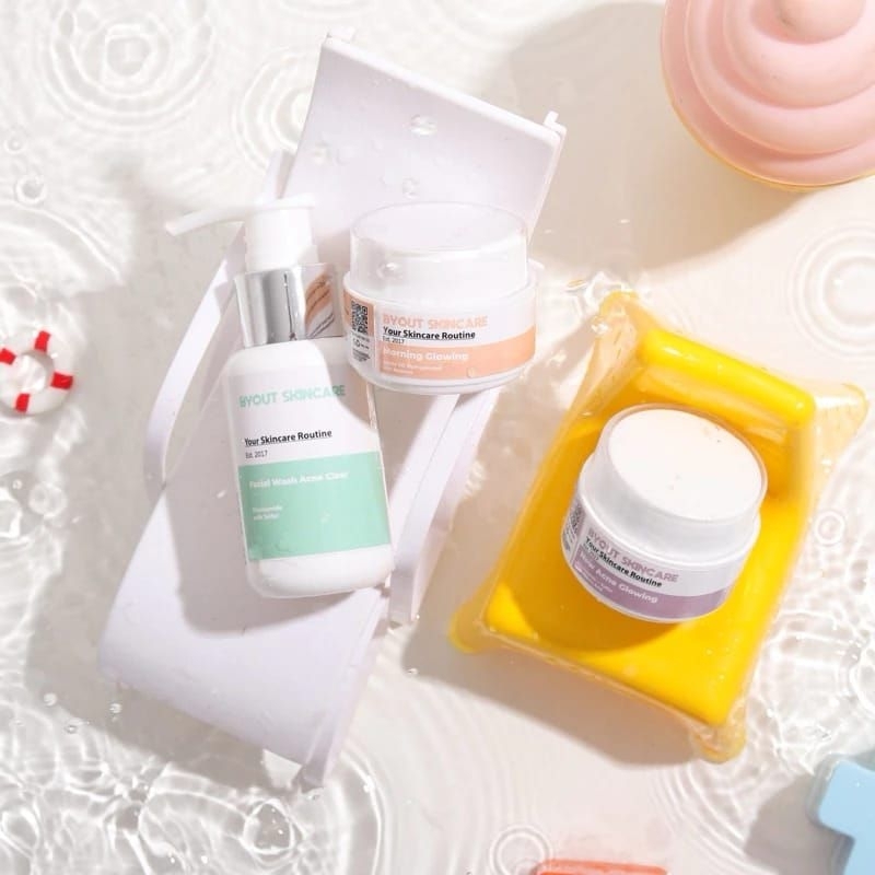Paket Perawatan Kulit Berminyak Berjerawat Byout By Nisa Skincare Glowing Whitening Acne Cream farma