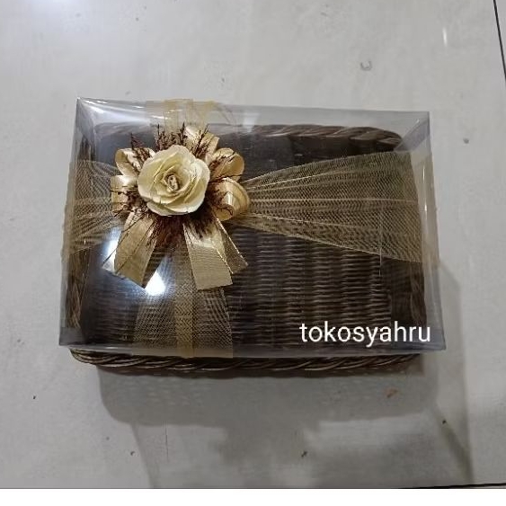 keranjang rotan/kotak kue rotan/rotan kotak kue/kotak hantaran makanan