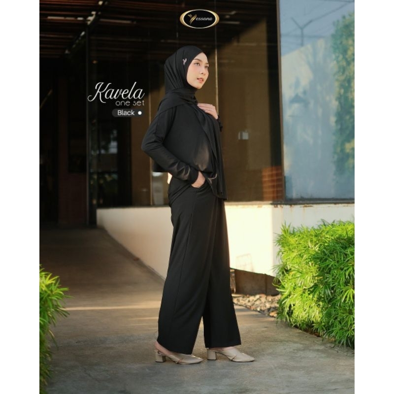 KAVELA ONE SET BY YESSANA