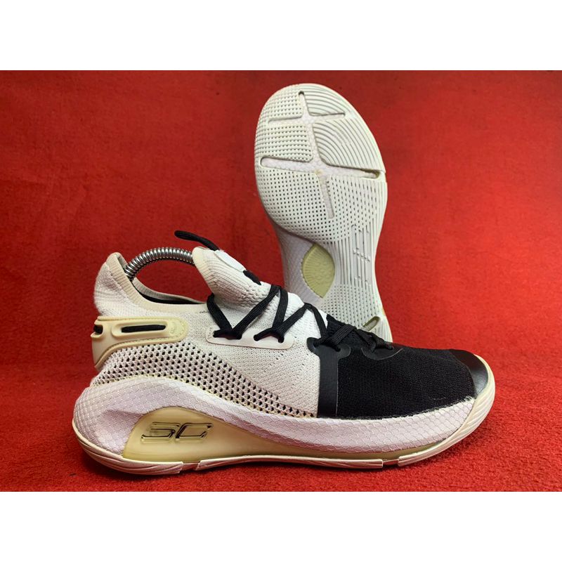 Sepatu SB Basket Under Amour Size 39