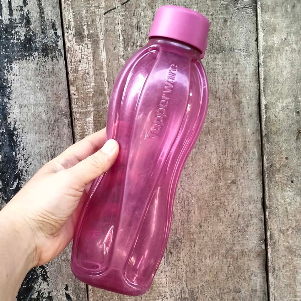 ECO BOTOL 750 ML TUPPERWARE SECOND-UNGU 26