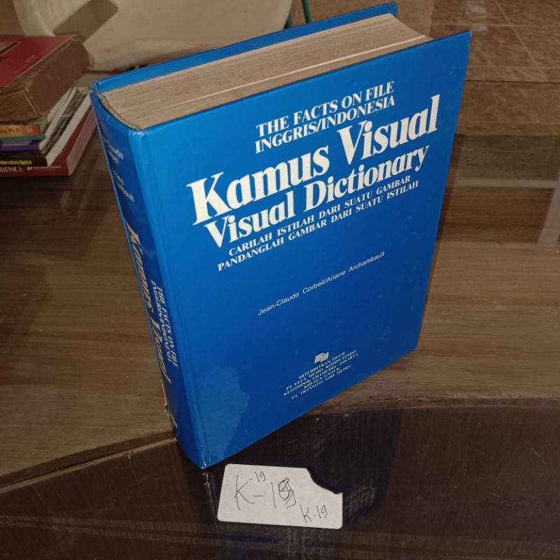Buku The facts on file Inggris/Indonesia Kamus Visual - Visual Dictionary