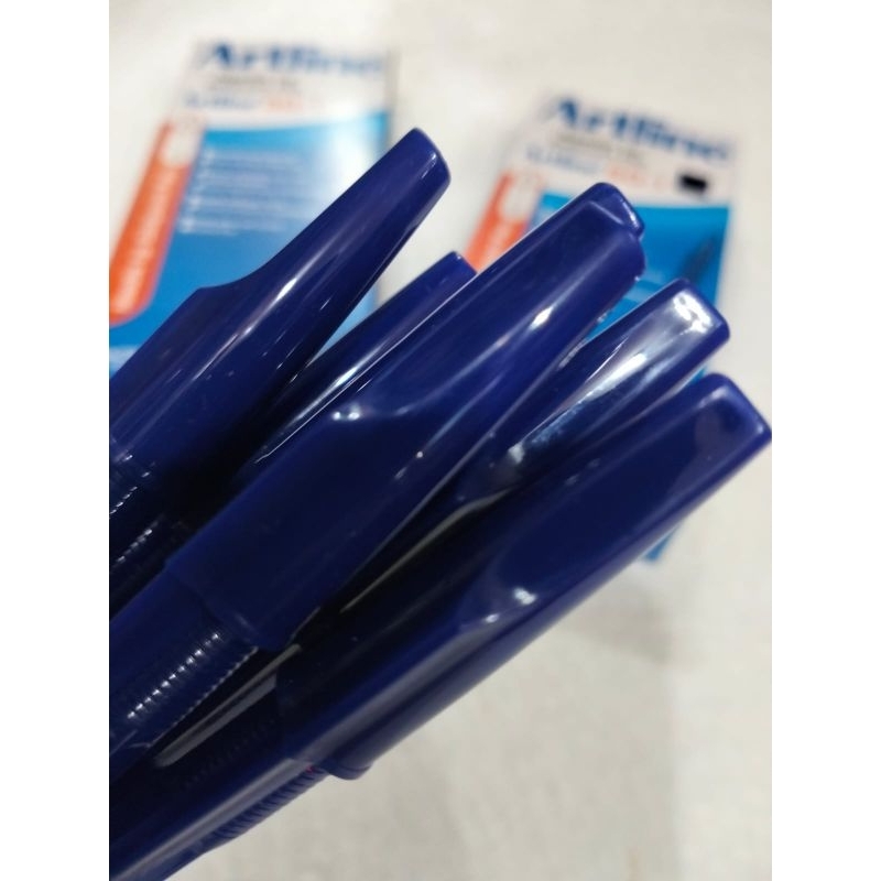 

PEN SG 1 merk ARTLINE ,pen semi gel ,pen untuk kerja ,pen untuk seminar pen polos