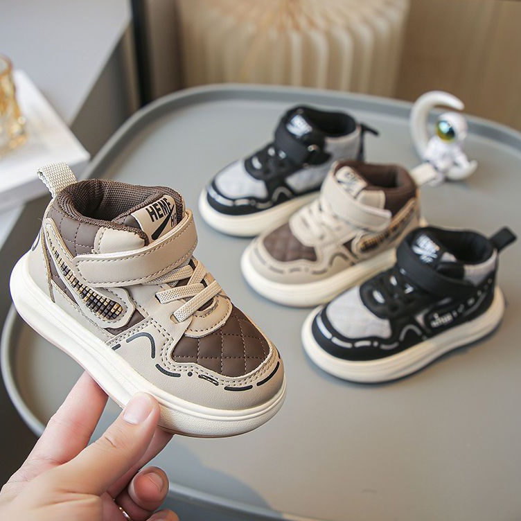 BOX SIZE 3 Sepatu Sneakers Anak Ankle Shoes Mini Boots Trendy LV641