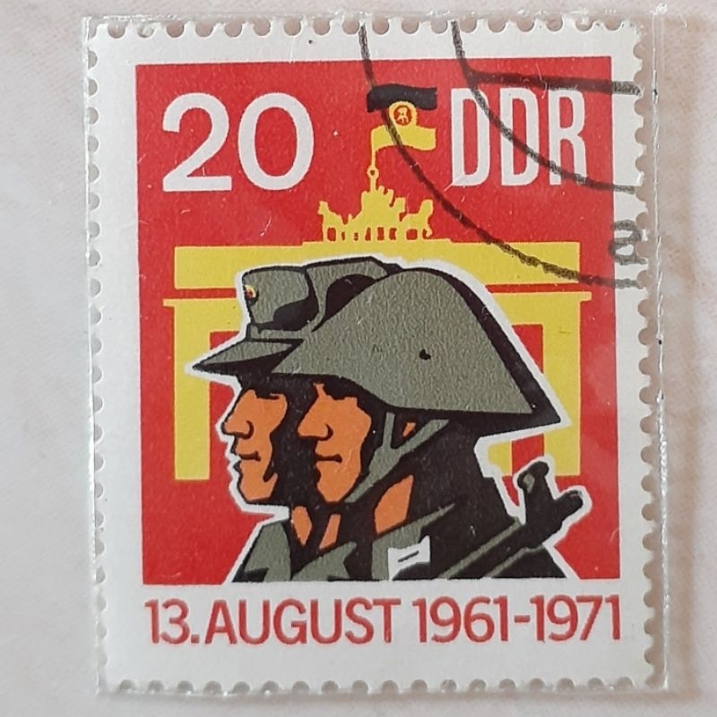 

Perangko Jerman 10th Anniversary of the Berlin Wall (Soldiers) Tahun 1971