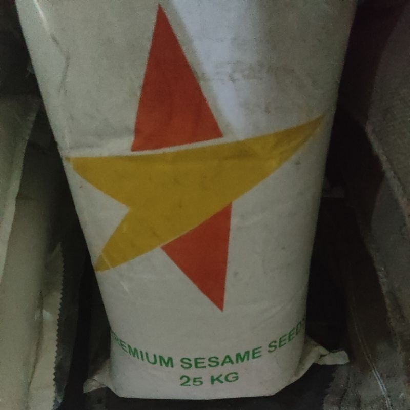 

Wijen putih/ white sesame seeds kemasan 25 kg