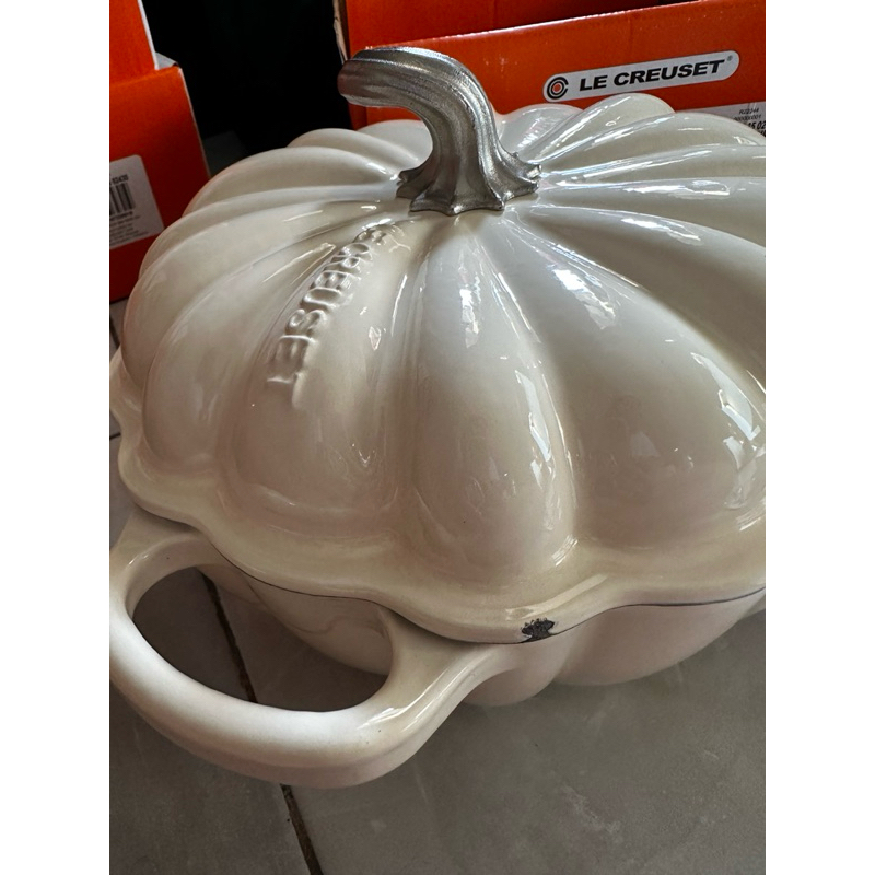 DEFECT LE CREUSET PUMPKIN 24cm
