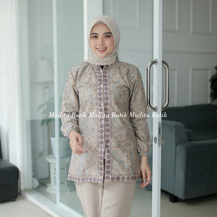 Mudita Batik Motif Kinasih Batik Wanita Kerja Lengan Panjang Warna Cream Katun Halus Nyaman Original