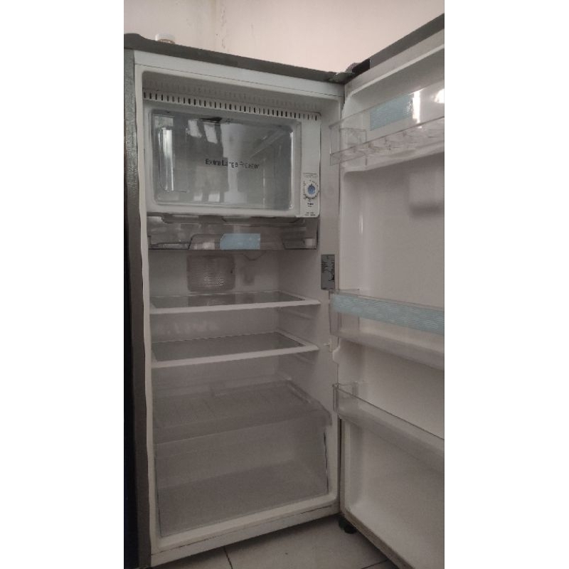 Kulkas LG 1 Pintu ( second) GN Y201 harga bisa nego