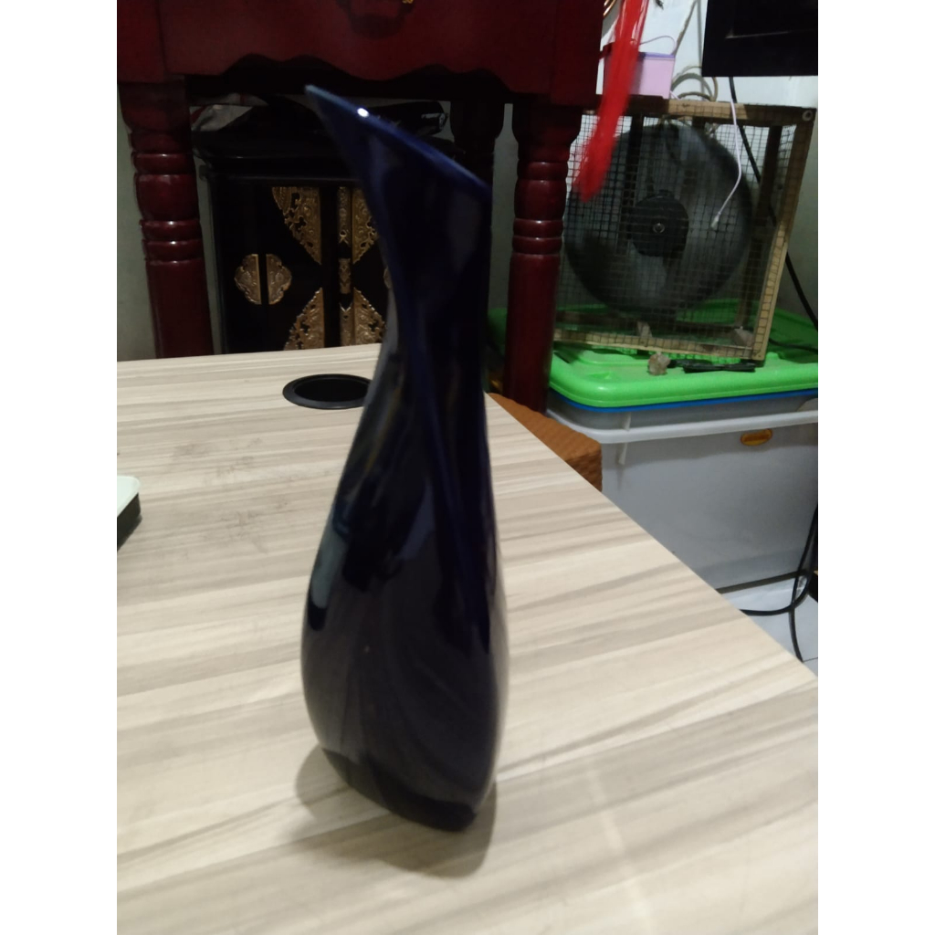 Vas Bunga Keramik Polos Kuno Jadul Antik