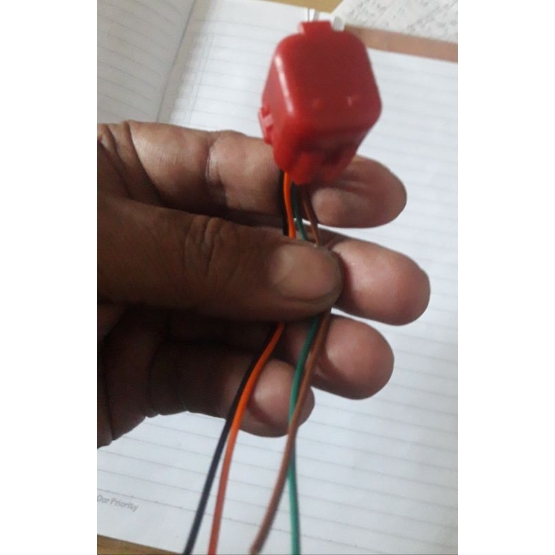 soket DLC soket scaner honda beat F1 Scoopy F1 Vario 125 150 F1 cb 150r F1 ( pin 4 )