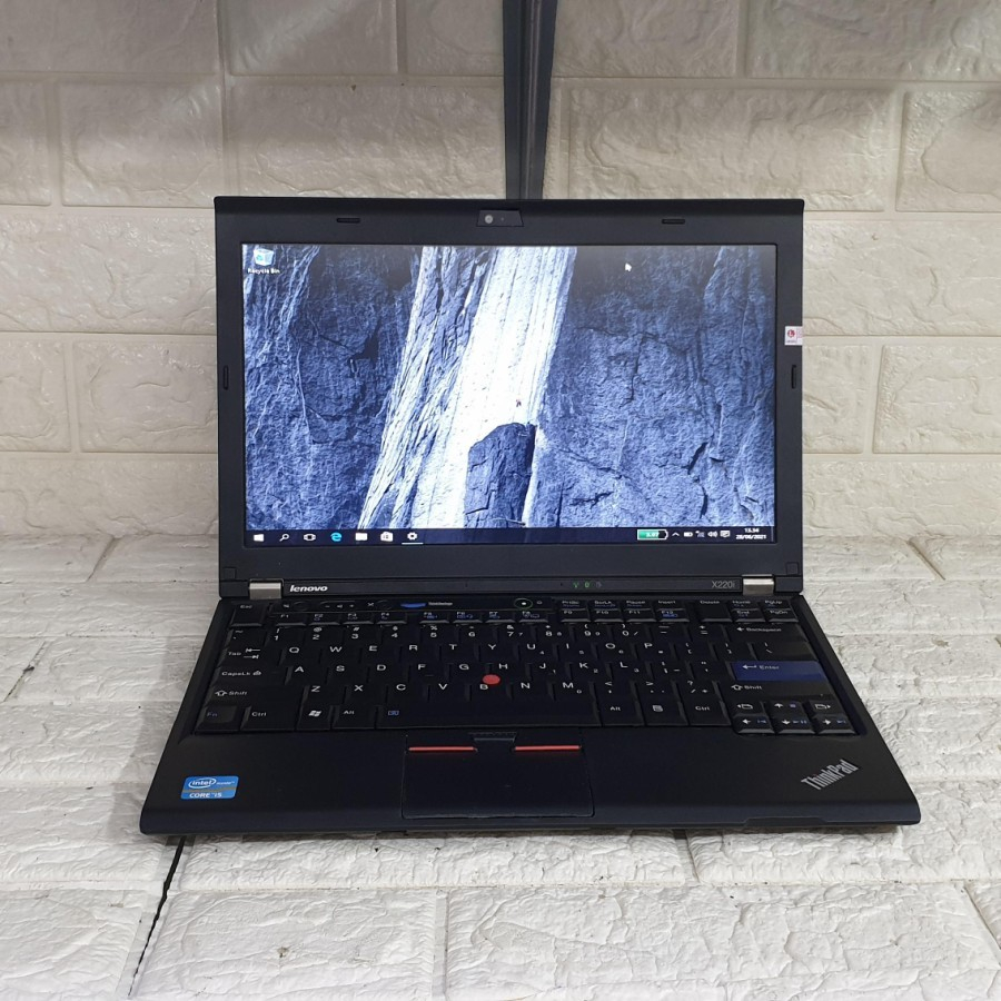 LENOVO THINKPAD X220 INTEL CORE I5 GEN2 - RAM 4GB, SSD 256GB