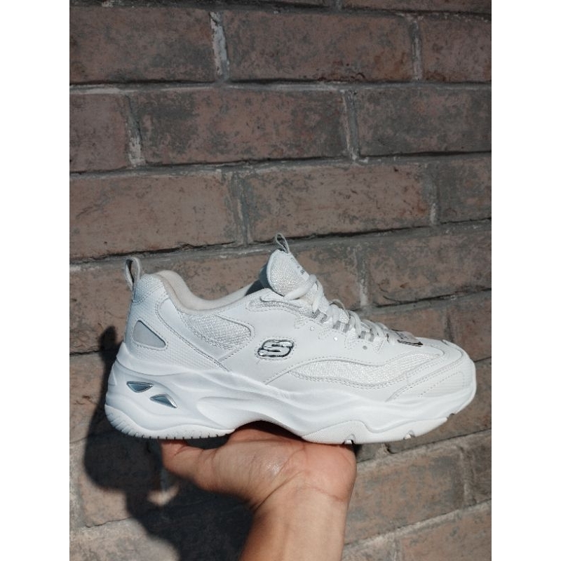 SEPATU SKECHERS SPORT D'LITES WOMENS