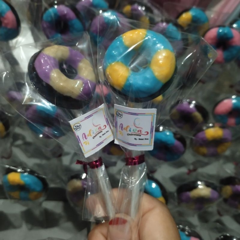 

cokelat lolypop donat