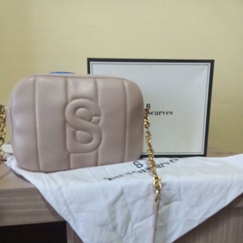 PL NENA BAG BUTTONSCARVES