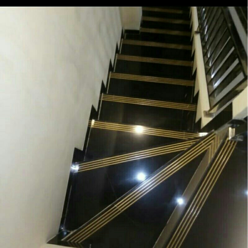 granit tangga 30x120/20x120/hitam polos
