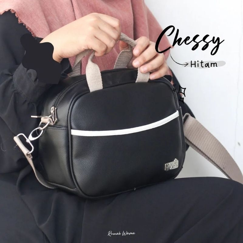 Tas Selempang Chessy Rumah Warna