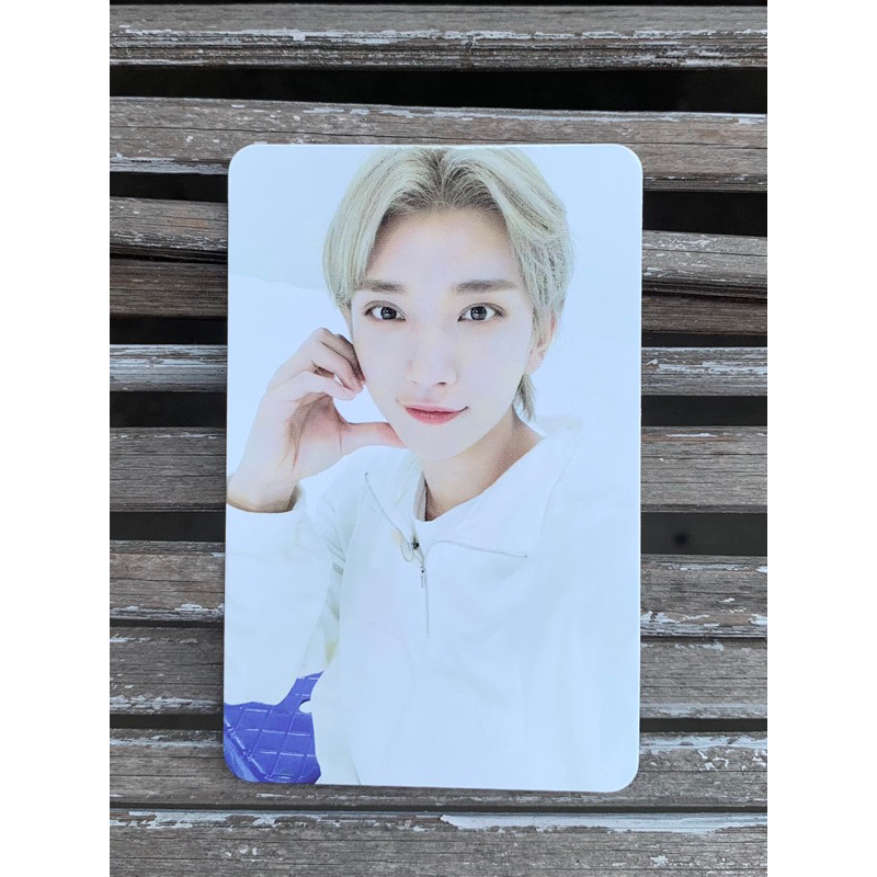 ORIGINAL GOING SEVENTEEN MAGAZINE VOL. 2 PHOTOCARD (PC) - JOSHUA (WHITE VER.)