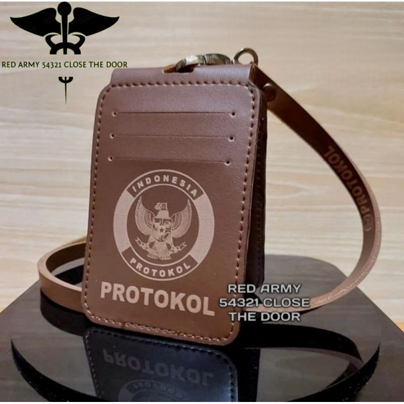 

ID Card Holder Tali Lanyard Name Tag Logo PROTOKOL INDONESIA Model Lipat