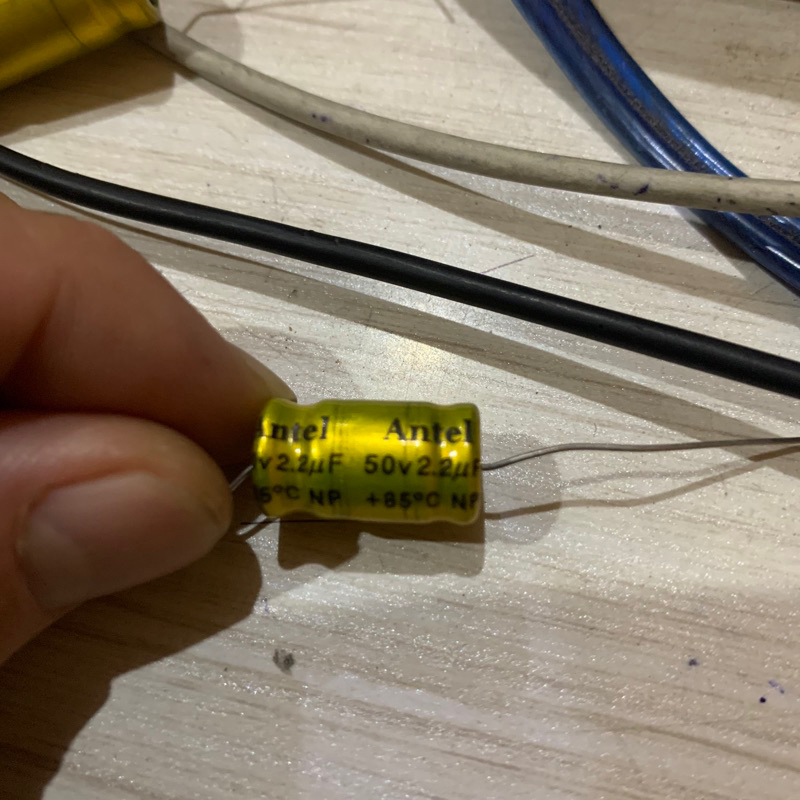 Elco Nonpolar 2,2uf 50v