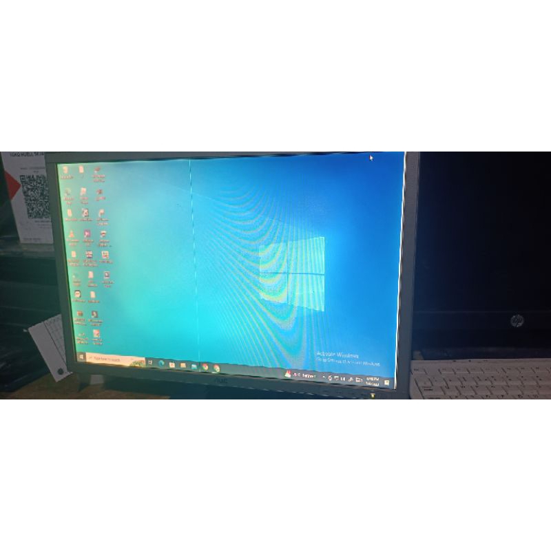 monitor lcd aoc 19 minus garis