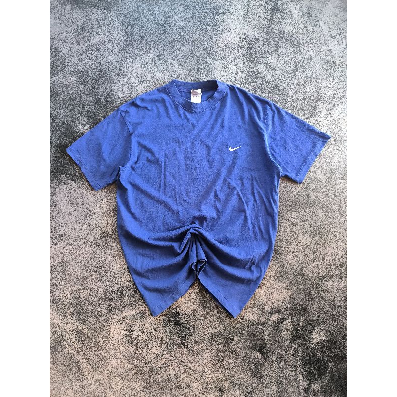 KAOS TSHIRT VTG Y2K NIKE SMALL SWOOSH