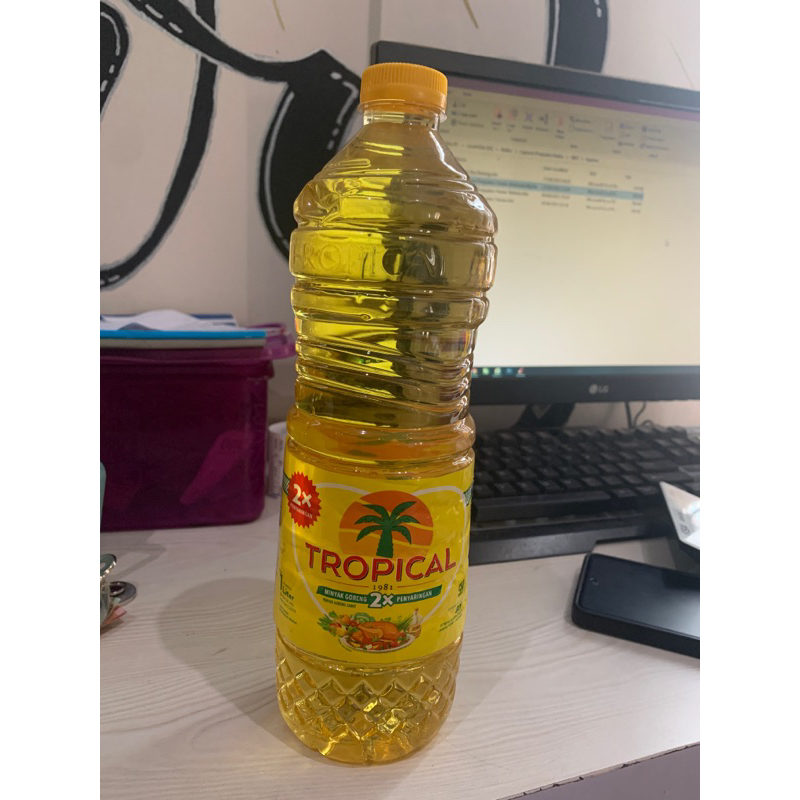 

minyak tropical 1liter
