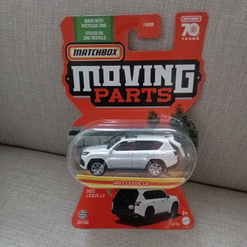 2022 lexus lx matchbox moving parts