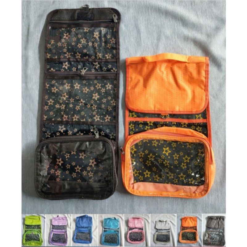 Tas kosmetik / Tas tempat make up / Tas gantung penyimpanan peralatan mandi bahan D 600 DAN PLASTIK 