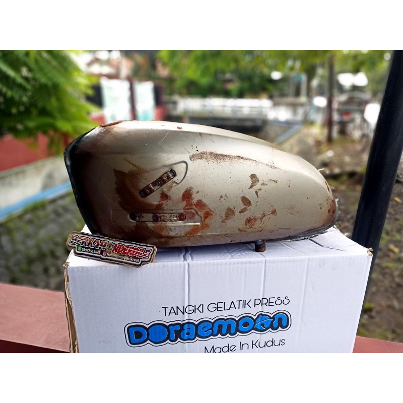 Tanki pres CB 100 doraemon