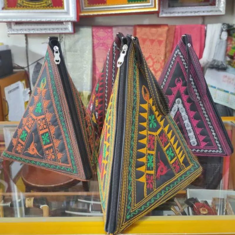 tas dompet kerucut bordiran khas aceh ukuran besar