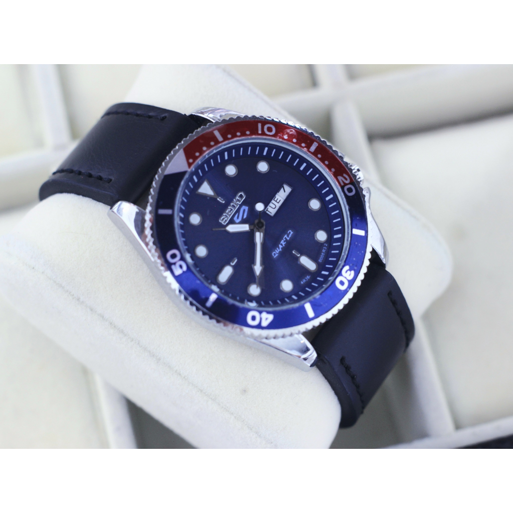 Jam Tangan Pria Tanggal Hari Bahan Kulit Seiko/Model Terlaris
