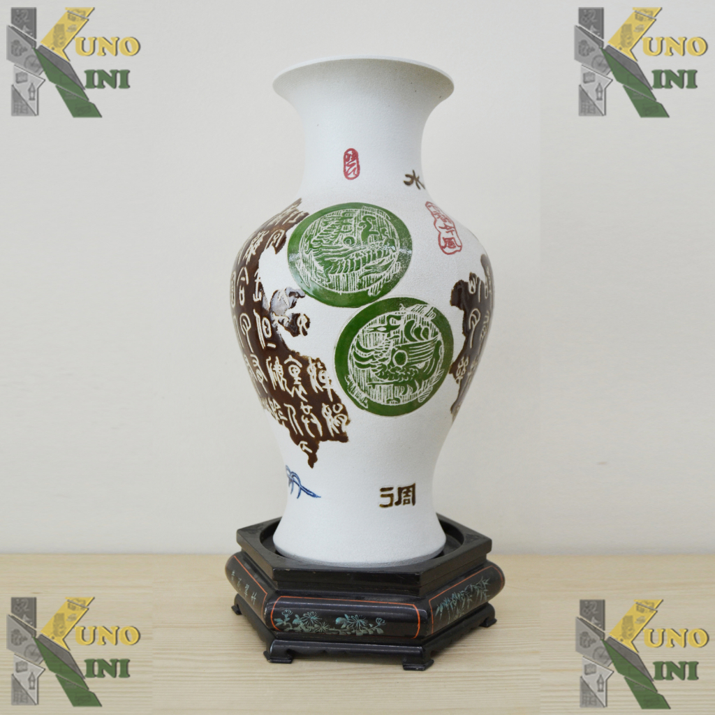 VAS BUNGA MOTIF MACAN HIJAU DAN NAGA