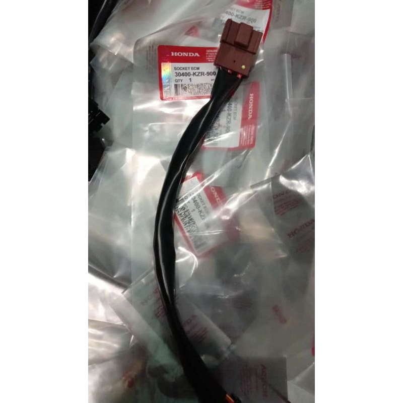 SOKET ECM VARIO 125 (KZR)